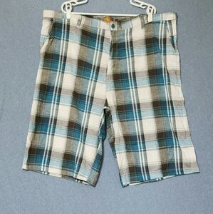 North 15 blue white gray plaid shorts. Size 52